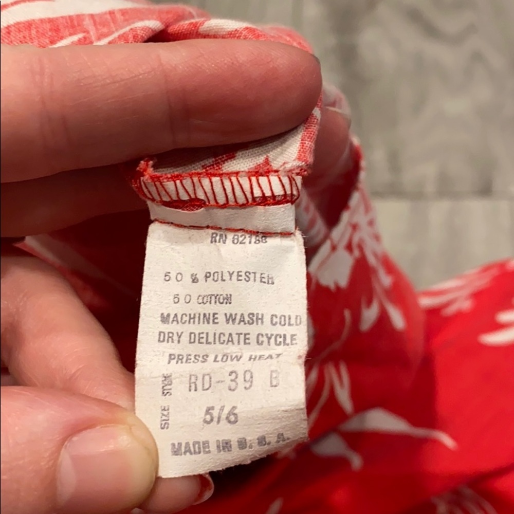Vintage Red and White Pineapple A-Line Skirt Tropical Resort Hawaii Side Button - Picture 4 of 4